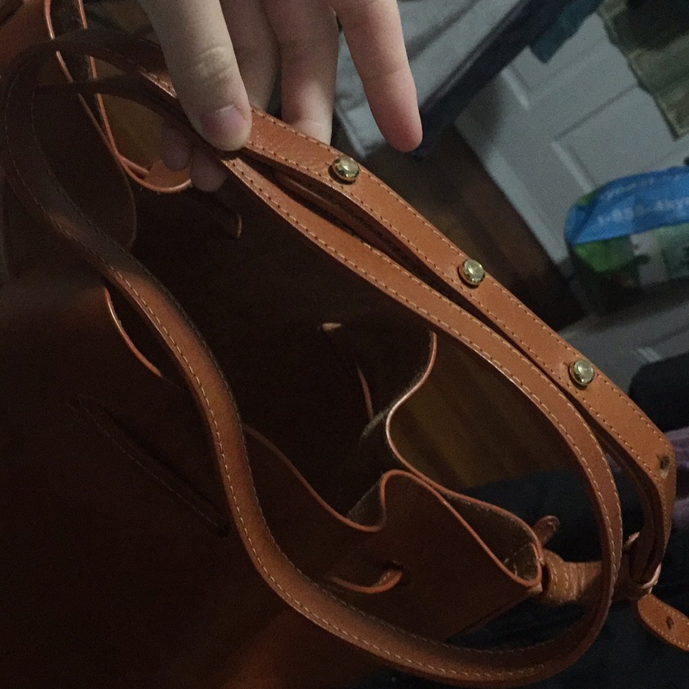 Large Mansur Gavriel bucket Bag *SOLD* - Picture 3 of 8